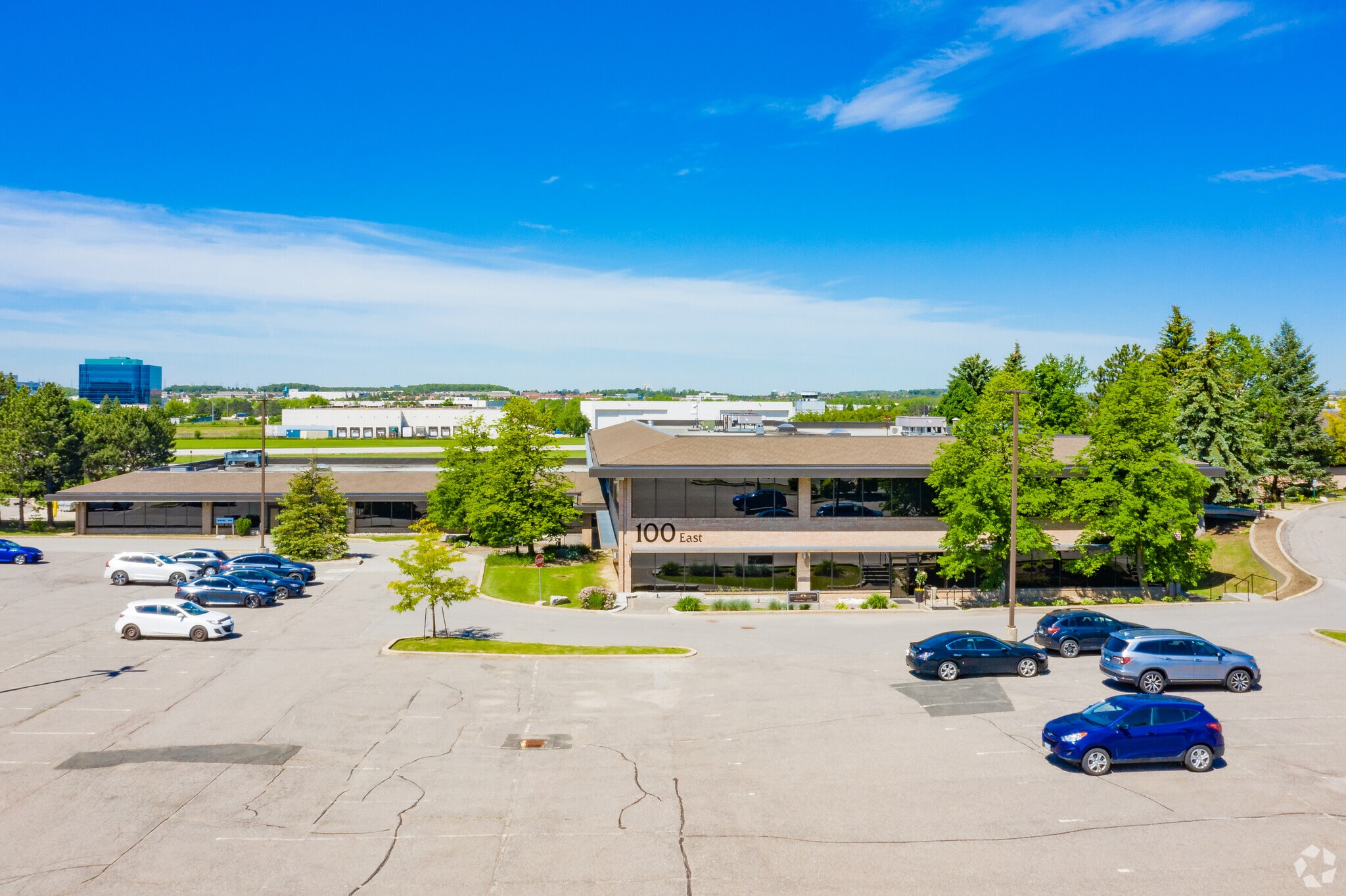 100 Renfrew Dr, Markham, ON for lease Primary Photo- Image 1 of 6