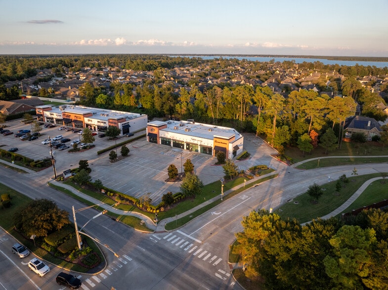 16402 W Lake Houston Pky, Houston, TX for lease - Building Photo - Image 3 of 4