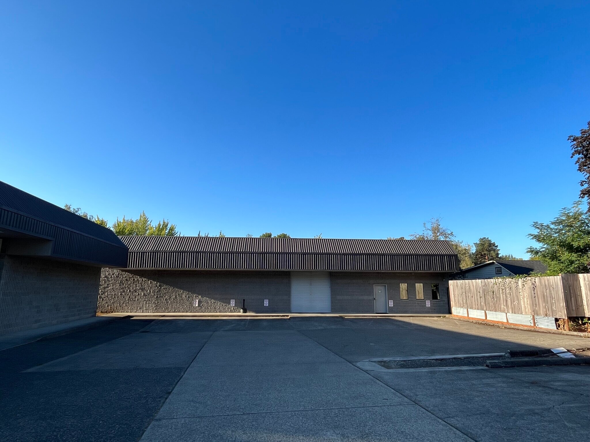 9710-9730 SW Tigard St, Portland, OR for sale Building Photo- Image 1 of 1