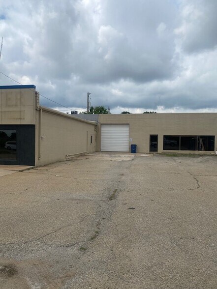 1406 E 6th Ave, Stillwater, OK for sale - Building Photo - Image 1 of 1