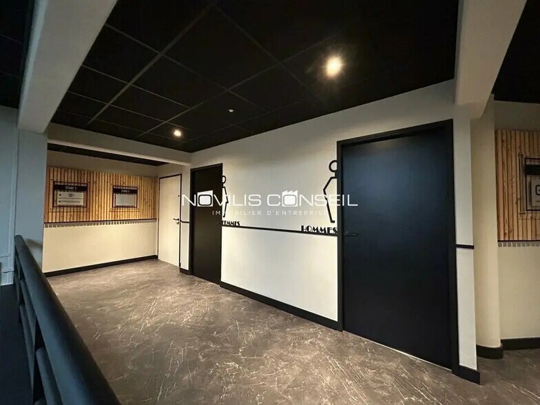 Office in Toulouse for lease - Building Photo - Image 2 of 6