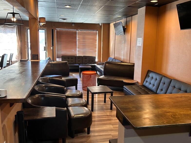 21 N 6th St, Haines City, FL for lease - Building Photo - Image 2 of 12