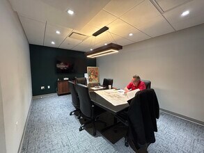 2050 E Eastchester Rd, Bronx, NY for lease Interior Photo- Image 1 of 9