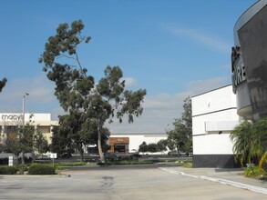 18714 S Gridley Rd, Cerritos, CA for lease Building Photo- Image 2 of 8