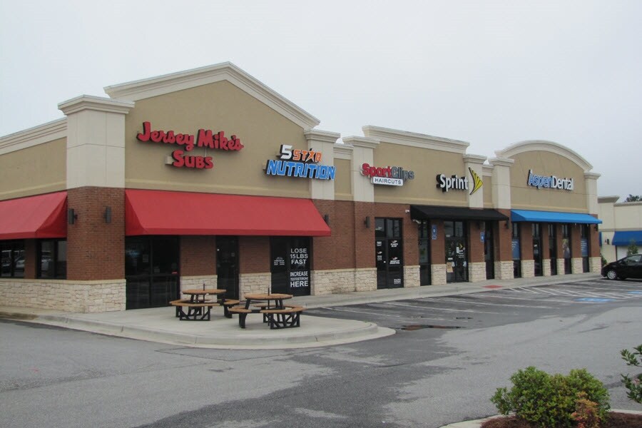 5005 Riverside Dr, Macon, GA 31210