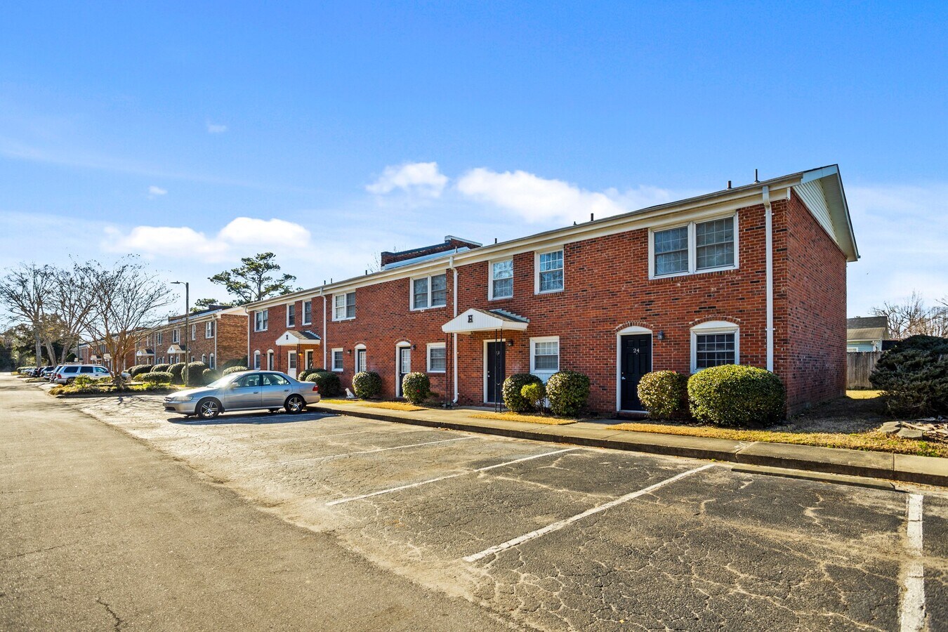 902 Gum Branch Rd, Jacksonville, NC 28540