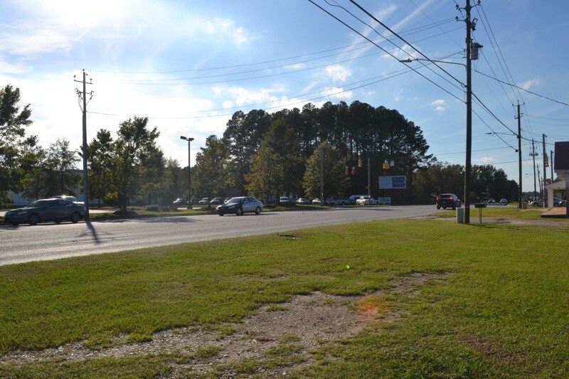 970 Chesterfield Hwy, Cheraw, SC 29520