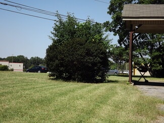 More details for 4900 Cuba Millington Rd, Millington, TN - Retail for Sale