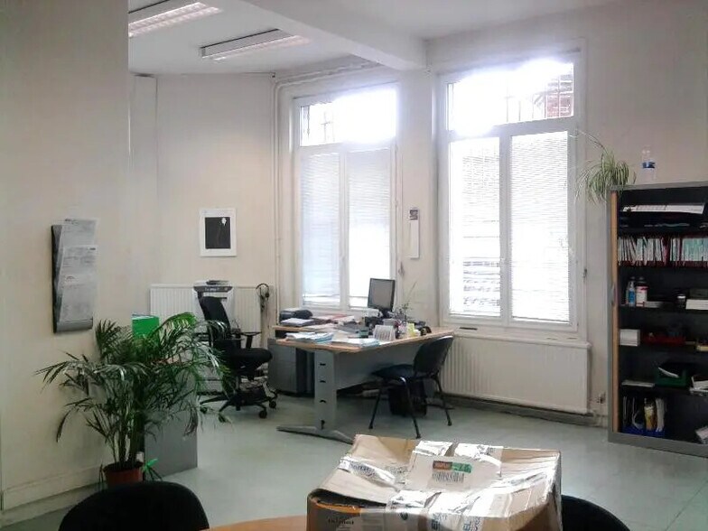 Flex in Le Havre for lease - Building Photo - Image 3 of 5