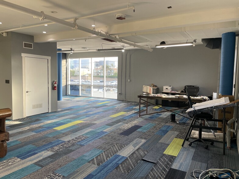 2000 Cotner Ave, Los Angeles, CA for lease - Building Photo - Image 3 of 7