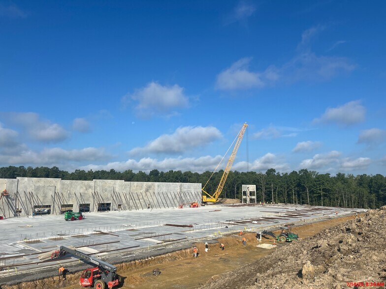 8800 Whitepine Rd, Richmond, VA for sale - Building Photo - Image 3 of 3