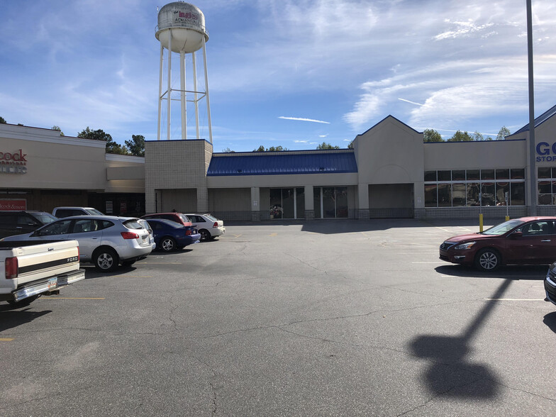 1070 E Franklin St, Hartwell, GA for lease - Building Photo - Image 3 of 6