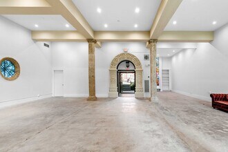210 S Kenwood St, Glendale, CA for lease Interior Photo- Image 1 of 35