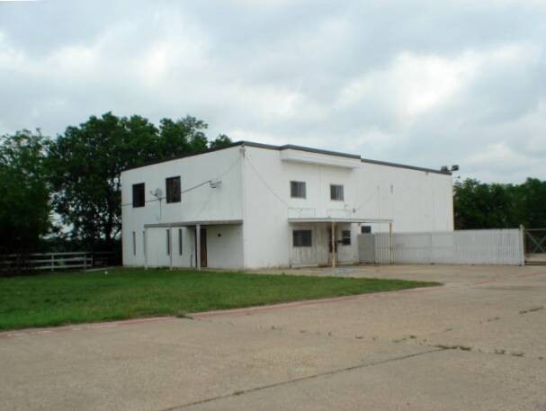 825 E Pleasant Run Rd, Lancaster, TX for sale Primary Photo- Image 1 of 1