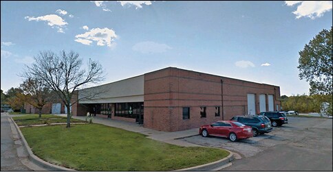5893 Raytown Rd, Raytown, MO for lease Building Photo- Image 1 of 7