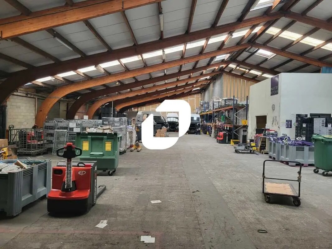 Office in Gradignan for lease Interior Photo- Image 1 of 10