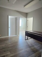 233 S Sharon Amity Rd, Charlotte, NC for lease Interior Photo- Image 1 of 5