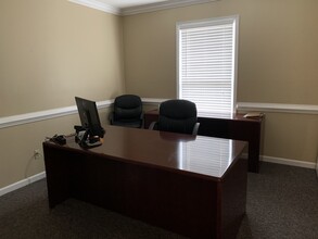 2617 Sandy Plains Rd, Marietta, GA for lease Interior Photo- Image 1 of 4