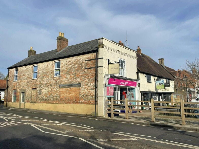 1 The Sq, Wickham for sale - Building Photo - Image 3 of 16