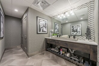 2850 NE Kendallwood Pky, Kansas City, MO for sale Building Photo- Image 1 of 9