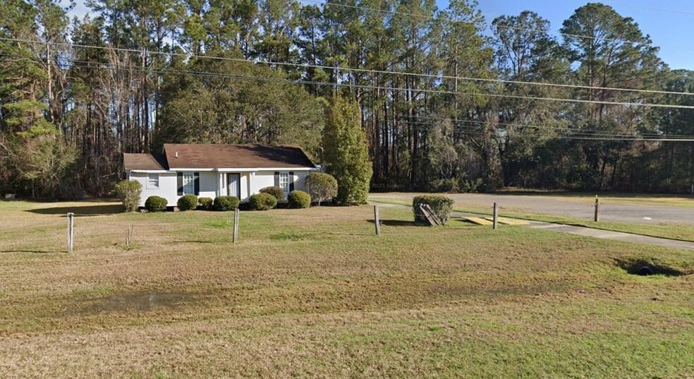 3983 Inner Perimeter Rd, Valdosta, GA for sale - Building Photo - Image 2 of 9