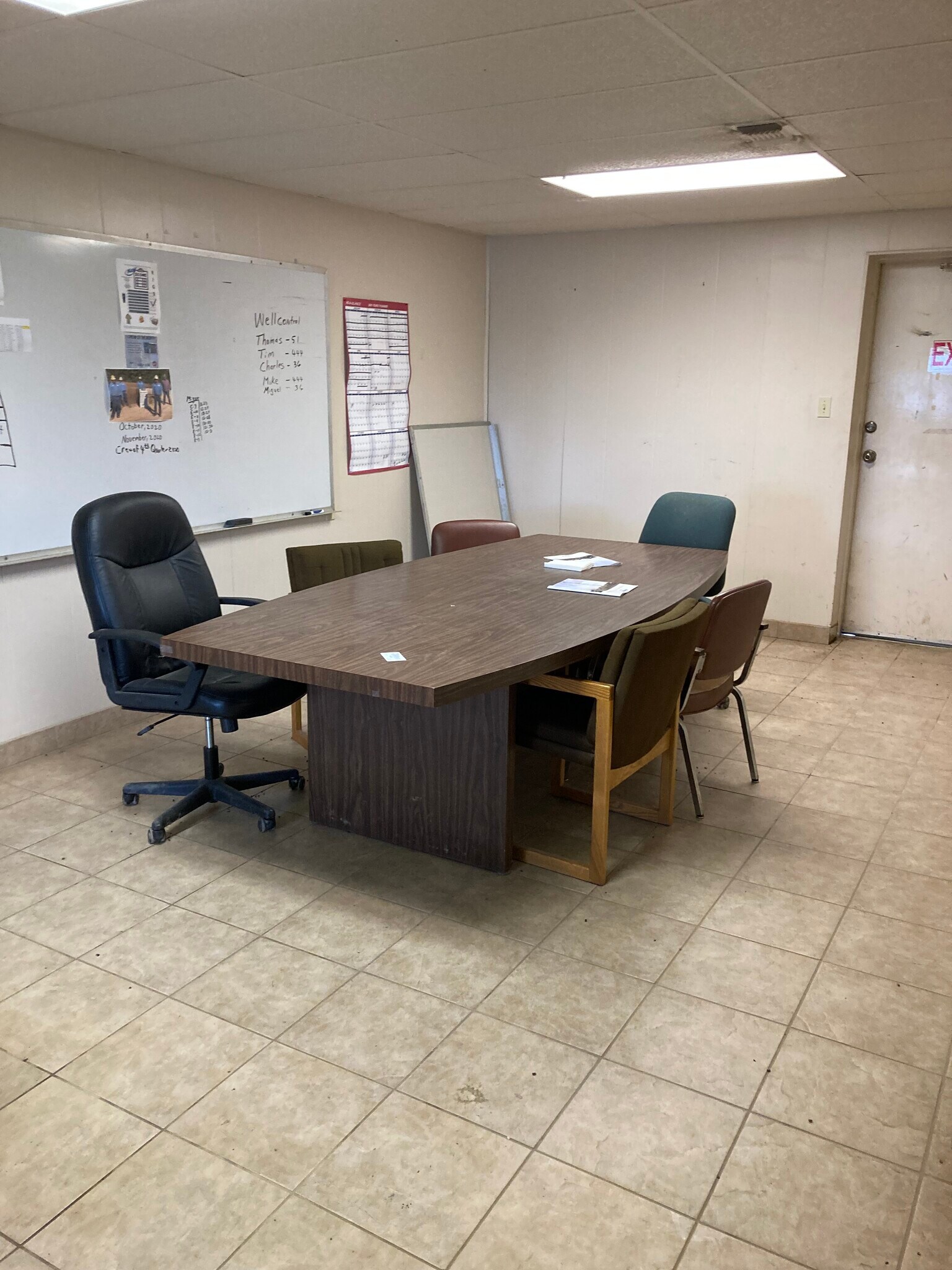 1074 CR 237, Giddings, TX 78942 5,360 SF Industrial Flex on 4.62 AC