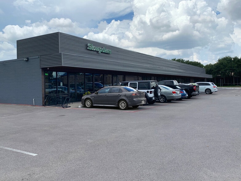 1203 W 34th St, Houston, TX for sale - Building Photo - Image 1 of 1