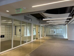 1 Market St, San Francisco, CA for lease Interior Photo- Image 2 of 8