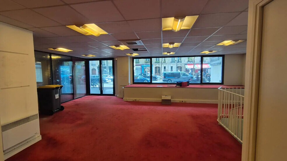 9 Avenue Ledru-Rollin, Paris for lease - Interior Photo - Image 2 of 9