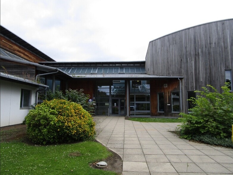 Victoria St, Monifieth for lease - Building Photo - Image 1 of 2