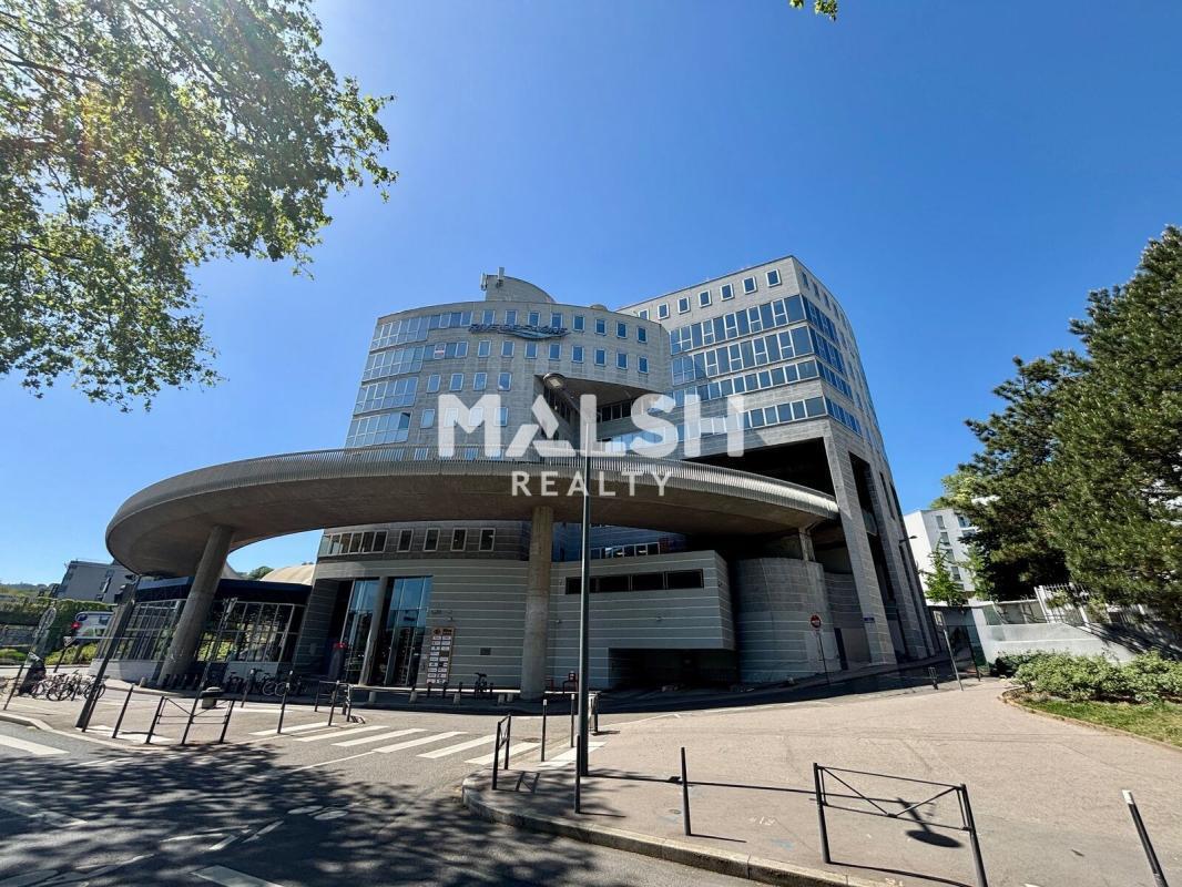 Office in Lyon for lease Building Photo- Image 1 of 11