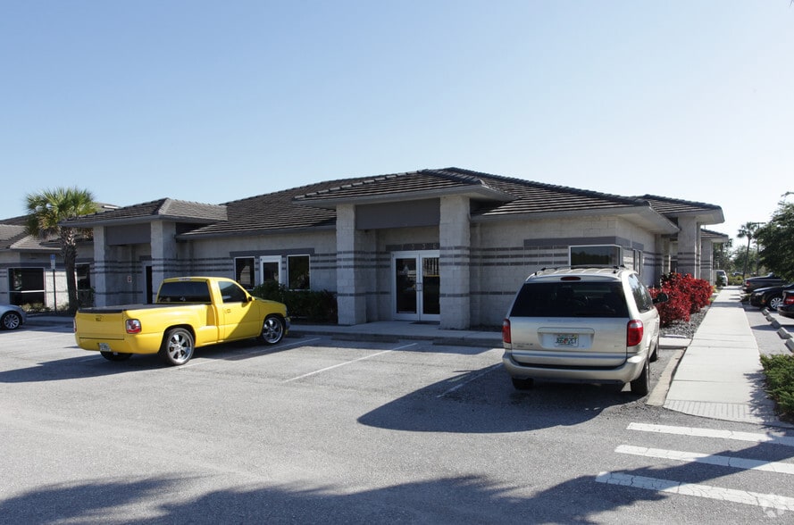 560 Communications Pky, Sarasota, FL for sale - Building Photo - Image 1 of 1
