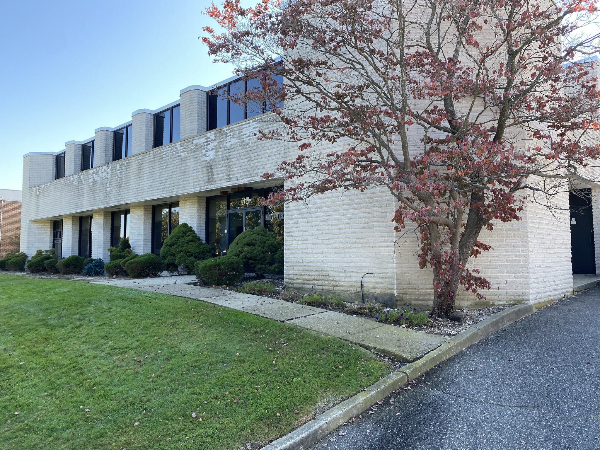 65 Oser Ave, Hauppauge, NY for lease Building Photo- Image 1 of 5