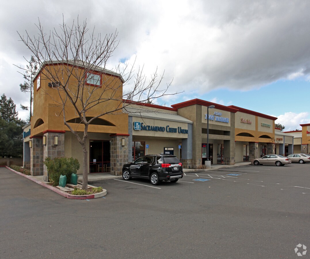 8351 Elk Grove Blvd, Elk Grove, CA 95758 Elk Grove Landing