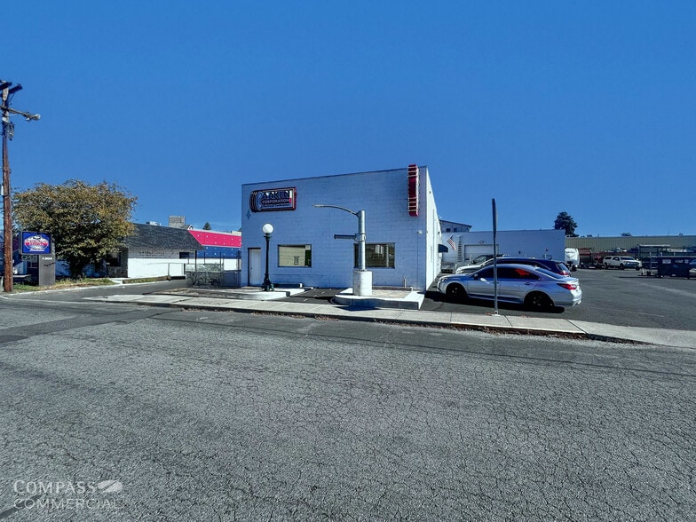 1260 NE 1st St, Bend, OR for lease - Building Photo - Image 2 of 30