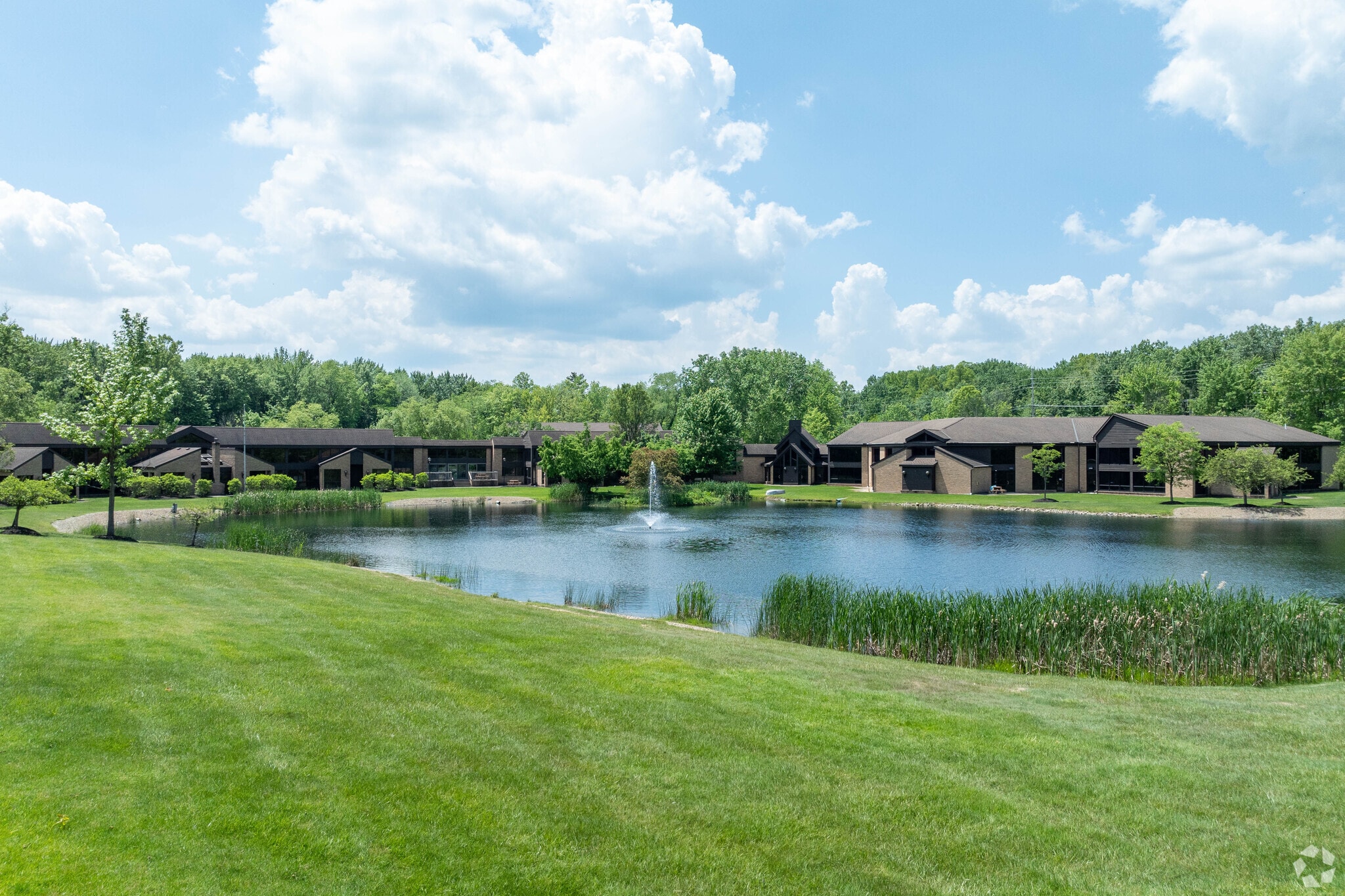 1100 Terex Rd, Hudson, OH for lease Building Photo- Image 1 of 6