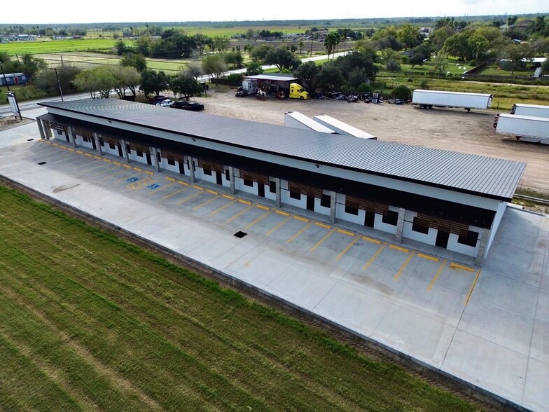 5467 Alamo Rd, Edinburg, TX for lease - Primary Photo - Image 1 of 14