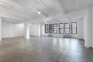 575 8th Ave, New York, NY for lease Building Photo- Image 1 of 5