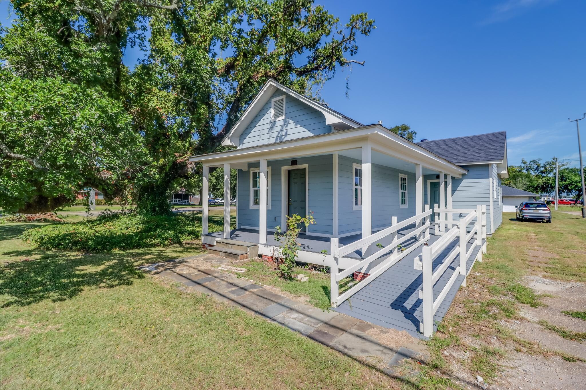 228 E Railroad St, Long Beach, MS for sale Primary Photo- Image 1 of 22