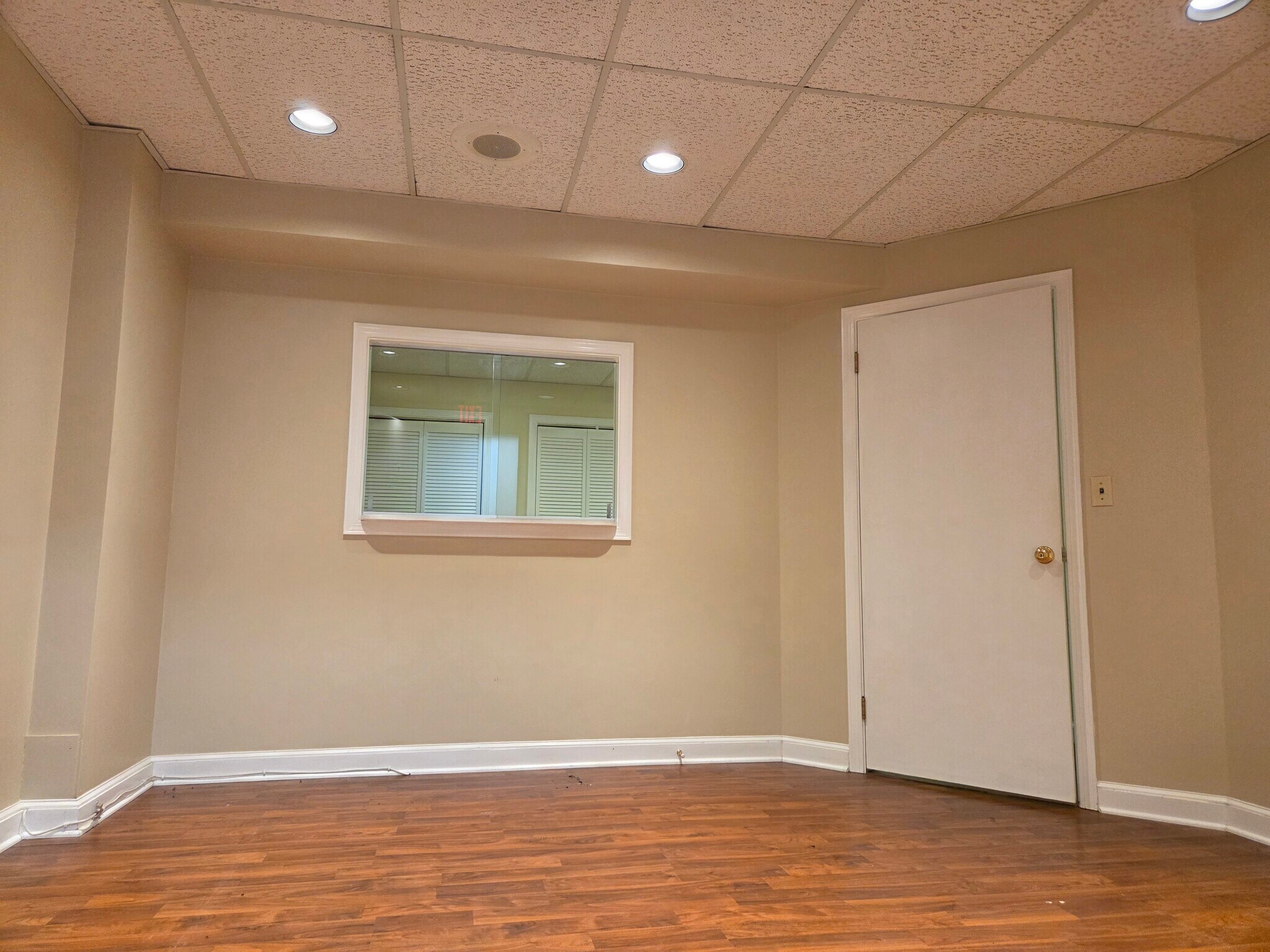 535 Saybrook Rd, Middletown, CT for lease Interior Photo- Image 1 of 6