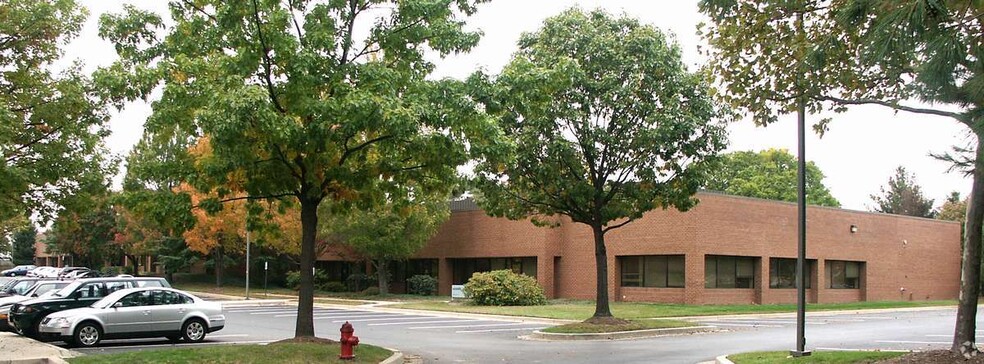 7529 Standish Pl, Rockville, MD for lease - Building Photo - Image 1 of 14