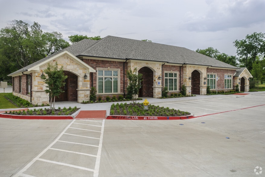 8765 Stockard Dr, Frisco, TX for lease - Primary Photo - Image 1 of 11