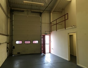 Mowbeck Way, Grantham for lease Interior Photo- Image 2 of 2