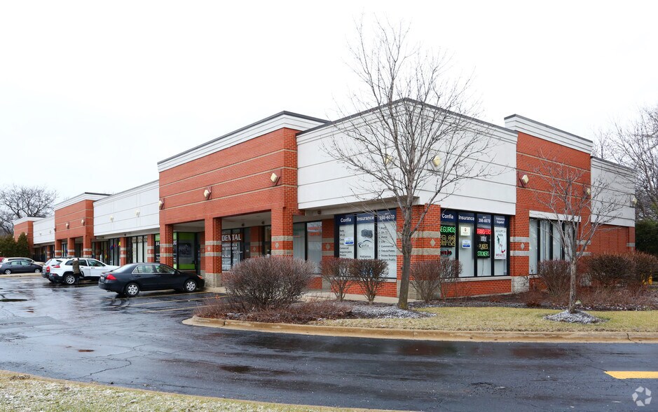 1320-1372 W Algonquin Rd, Arlington Heights, IL for lease - Primary Photo - Image 1 of 4