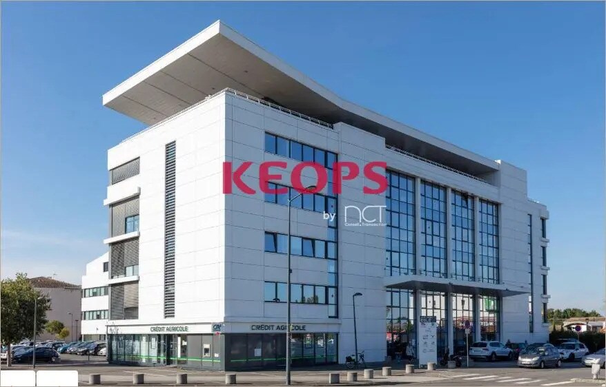 Office in Muret for sale Building Photo- Image 1 of 15