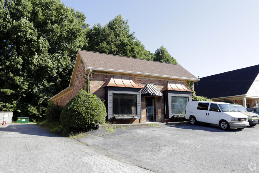 3639 Lawrenceville Hwy, Lawrenceville, GA for lease - Primary Photo - Image 1 of 8