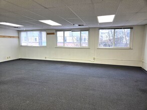 7109 Woodlawn Ave NE, Seattle, WA for lease Building Photo- Image 1 of 4