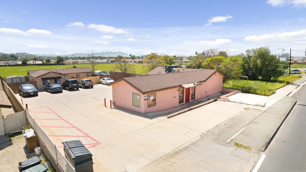 8320-8322 Mission Blvd, Jurupa Valley, CA for sale - Building Photo - Image 1 of 19