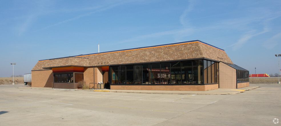 6001 S 6th St Frontage Rd, Springfield, IL for lease - Building Photo - Image 2 of 3