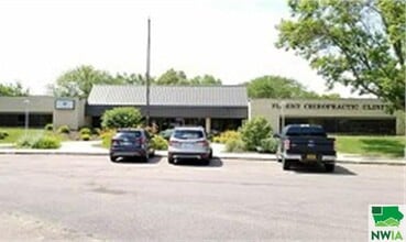 4240 Hickory Ln, Sioux City, IA for lease Building Photo- Image 1 of 4